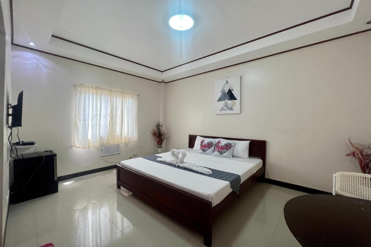 Dinah'S Tourist Inn بويرتو برينسيسا المظهر الخارجي الصورة